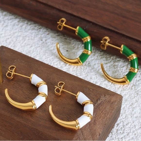 18K Gold Plated White Enamel Hoop Earrings*Unicorn*Cottage Core*Minimalist*ML - Picture 5 of 6